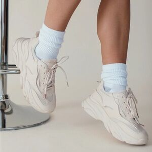 Woman’s platform sneakers size 8